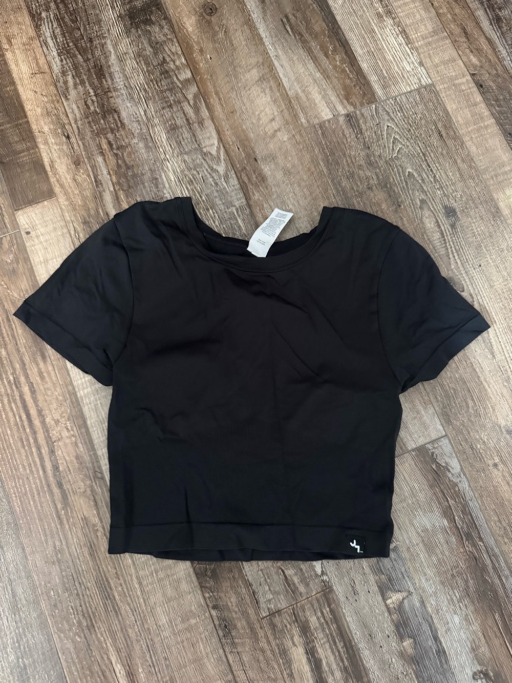 Black Women’s Short Sleeve Crop Top